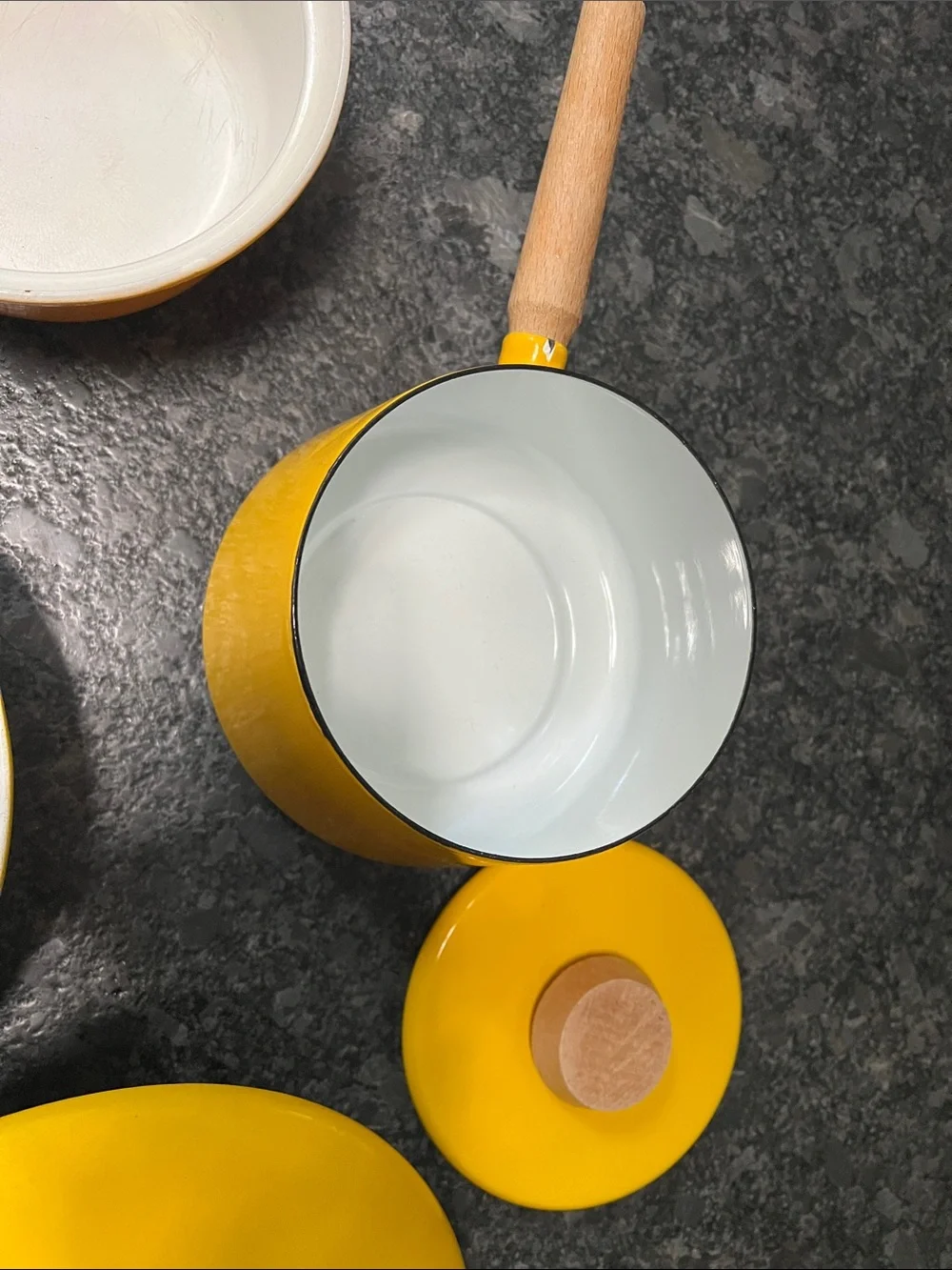 6 Piece Yellow Enamel Steel Aluminum Pots Pans